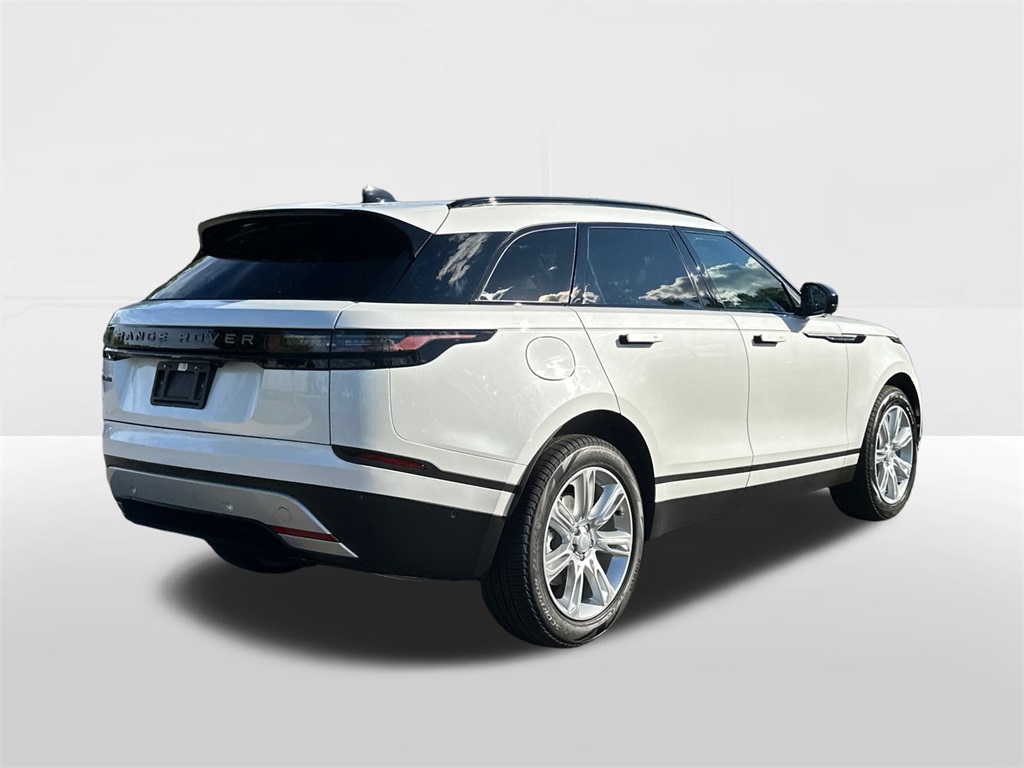 2026 Land Rover Range Rover Velar S photo 4