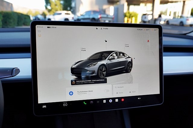 Used 2023  Tesla Long Range image 25