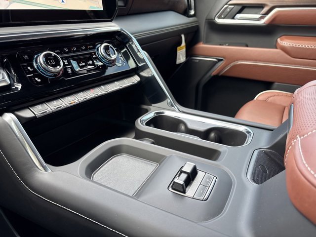 2025 Gmc Sierra 3500 HD Denali Ultimate photo 14