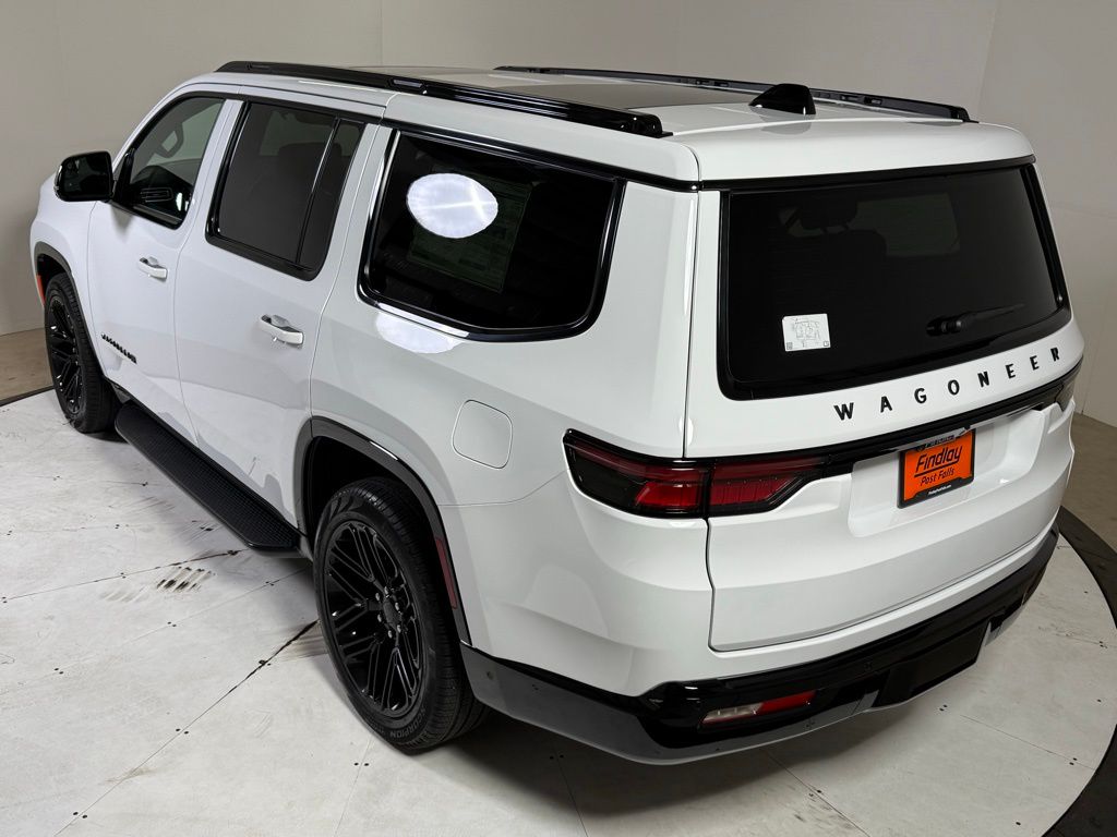 2025 Jeep Wagoneer Series II Carbide photo 4