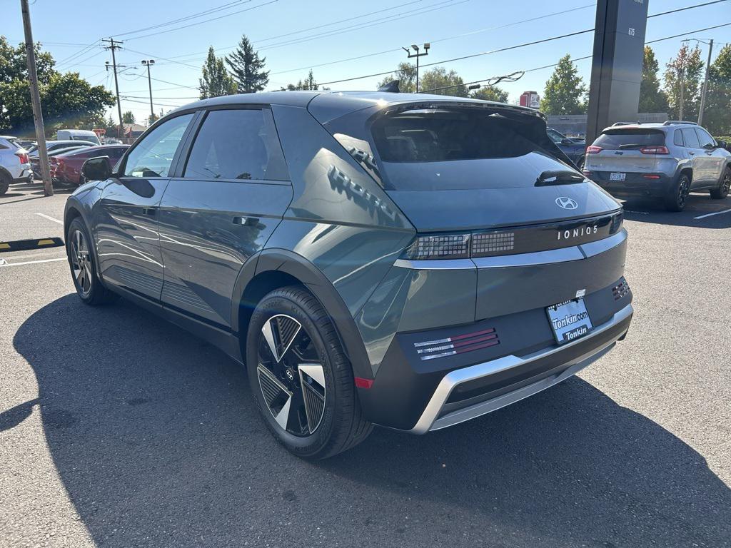 2025 Hyundai Ioniq 5 SE photo 8