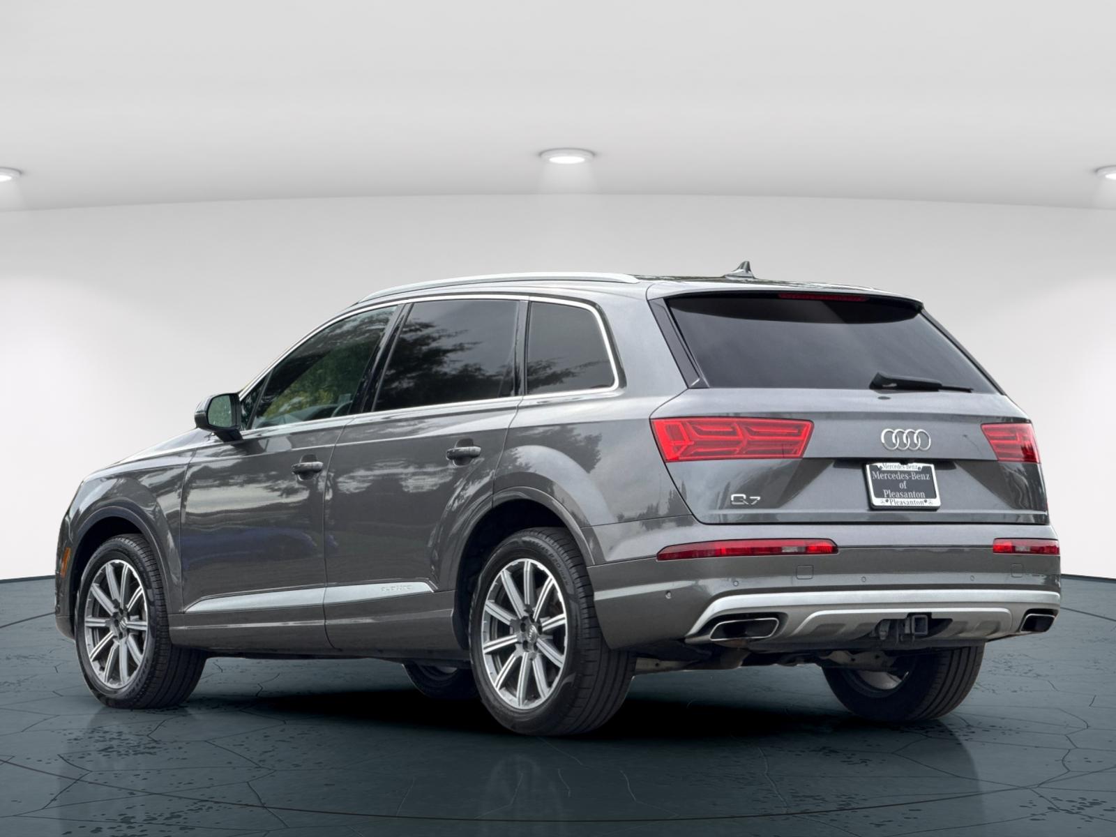 2019 Audi Q7 55 Premium photo 5