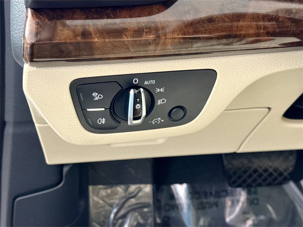 2018 Audi Q5 2.0T Premium Plus photo 39