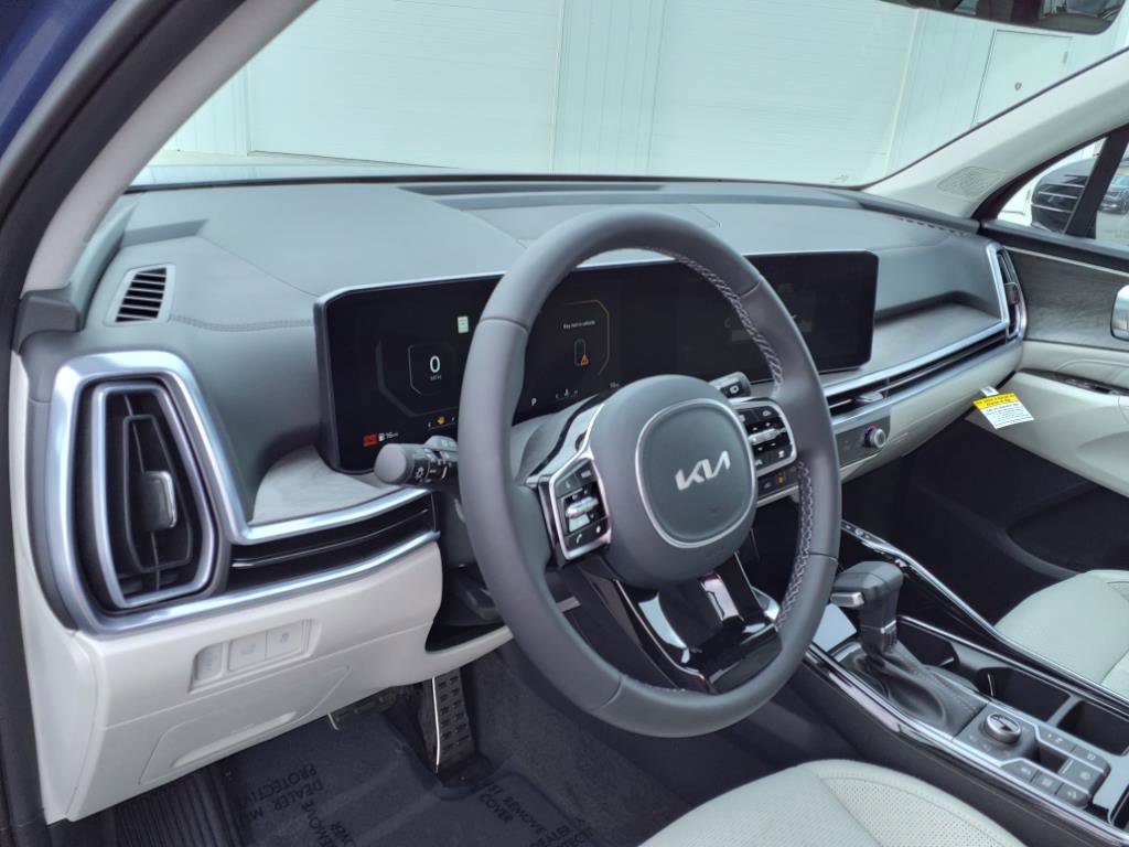 2025 Kia Sorento X-Line SX photo 9