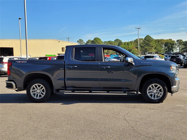 Used 2021 Chevrolet Silverado 1500 LT with VIN 1GCUYDED2MZ325327 for sale in Little Rock