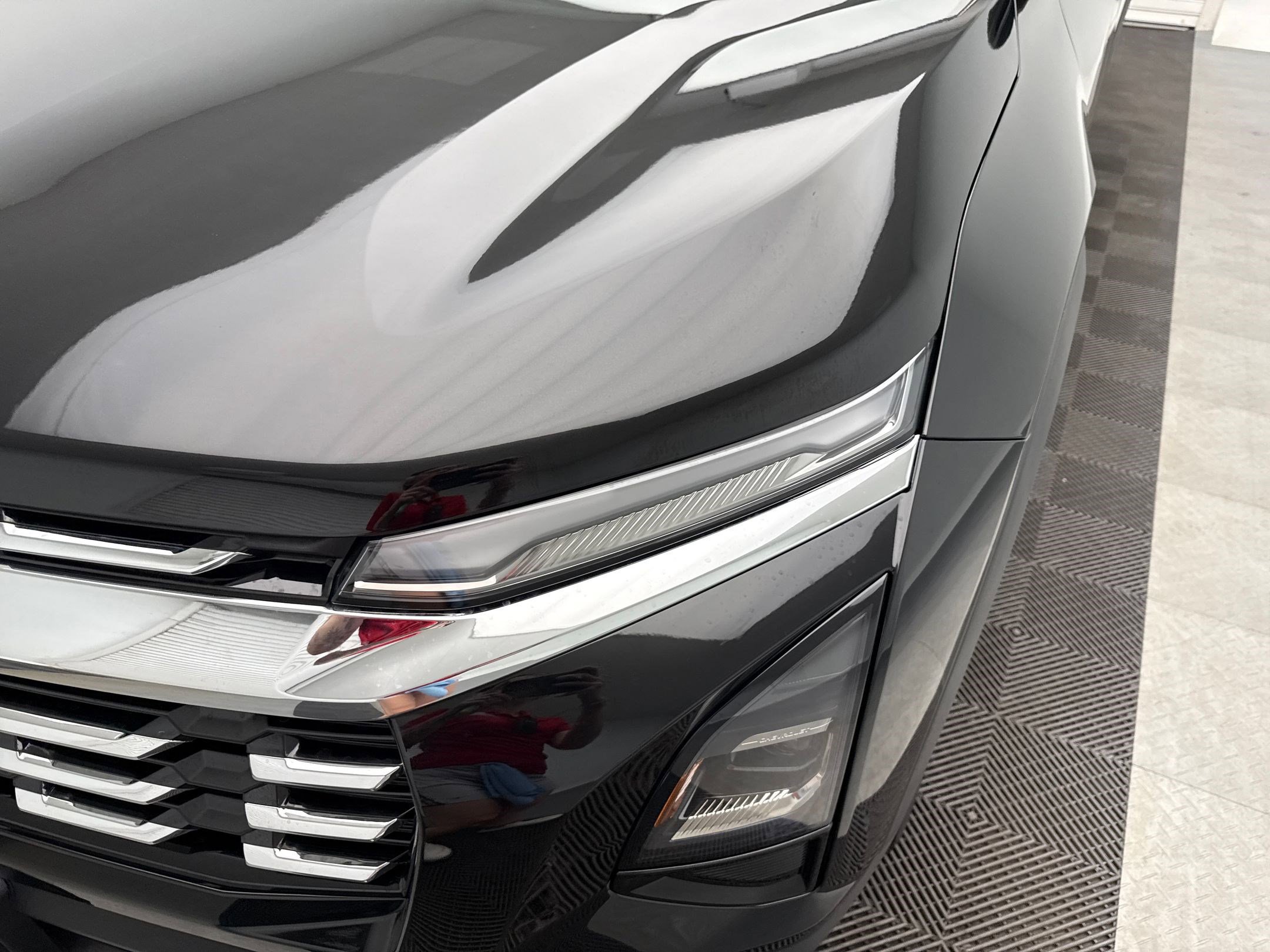 2026 Chevrolet Equinox LT photo 4