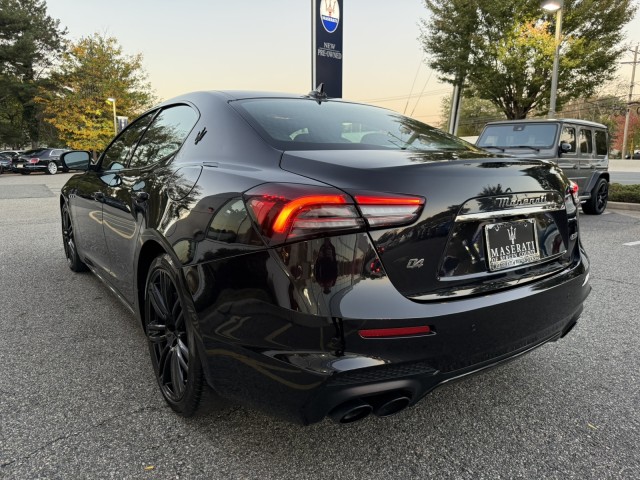 2022 Maserati Ghibli Modena Q4 photo 4