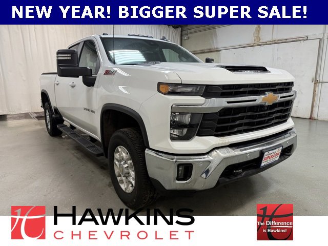 2025 Chevrolet Silverado 3500HD LT's photo