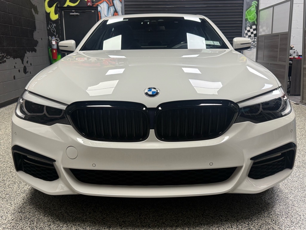 2019 Bmw 540i xDrive photo 2
