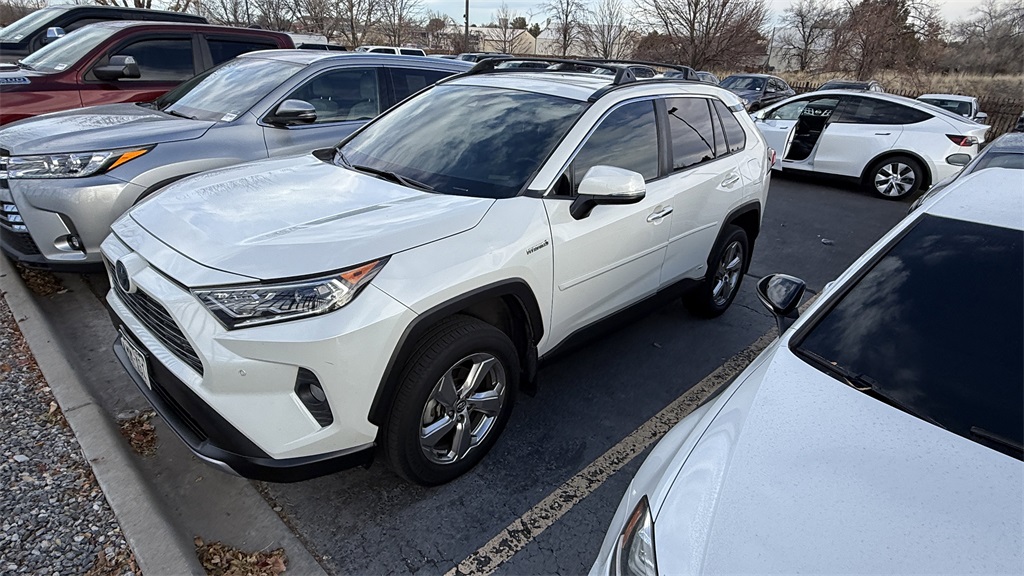 2021 Toyota RAV4 Hybrid Limited photo 2
