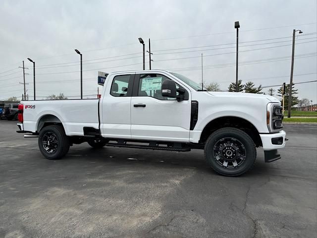 2025 Ford F-350 XL photo 14