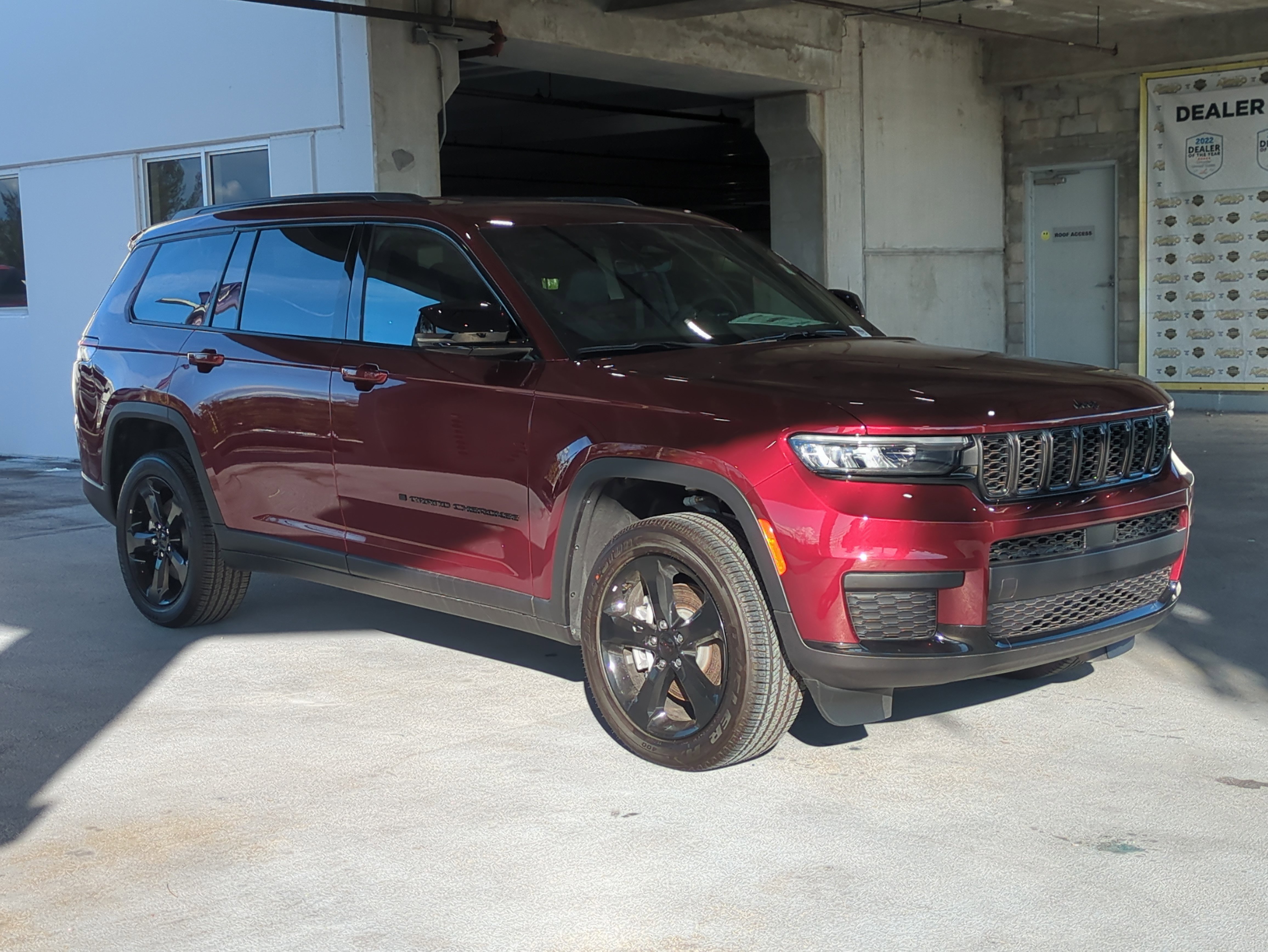 2025 Jeep Grand Cherokee L Altitude's photo