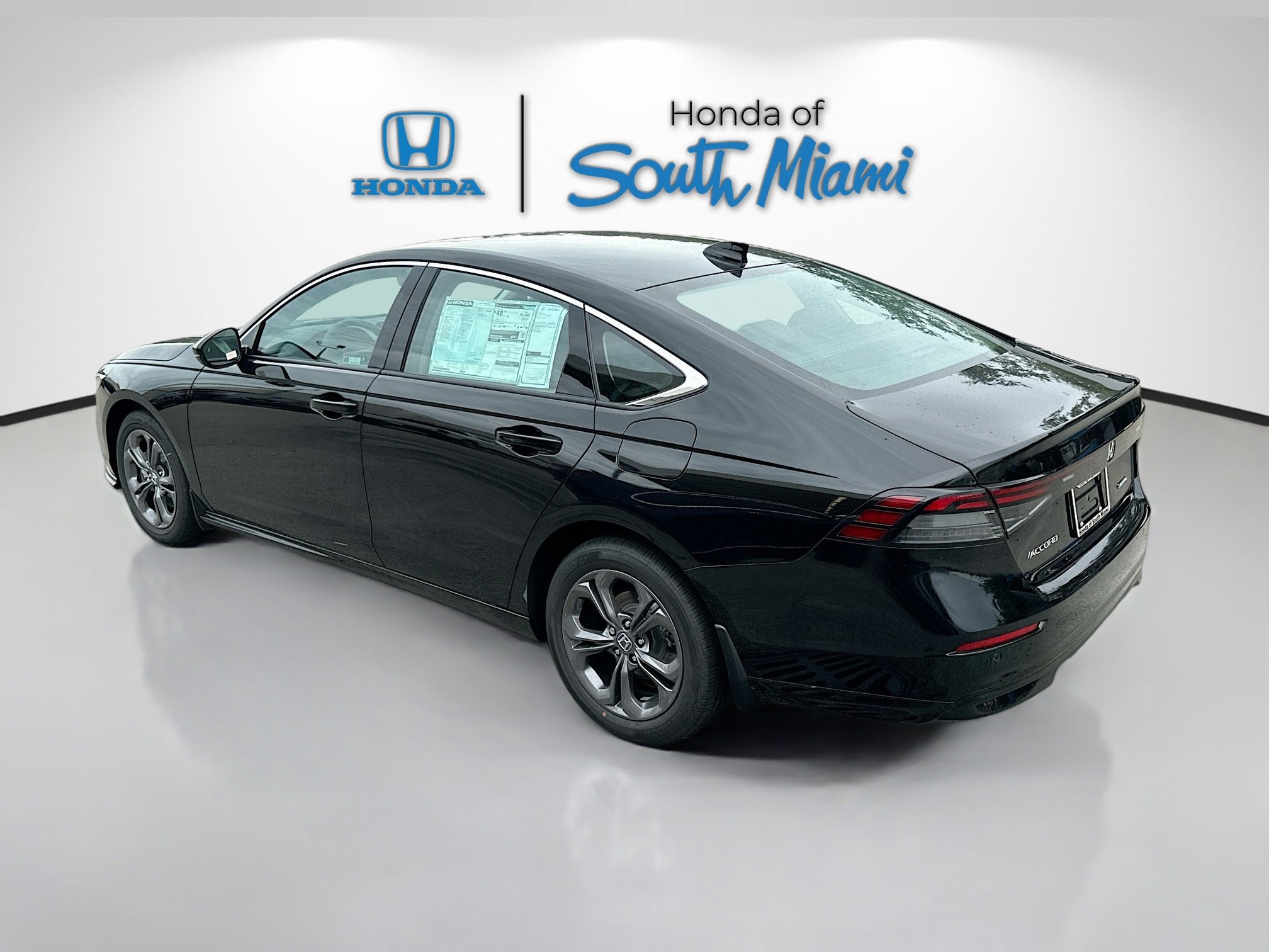2025 Honda Accord Hybrid EX-L photo 4
