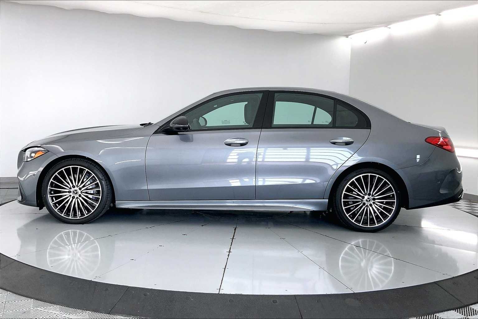 2025 Mercedes Benz C 300 4MATIC photo 2