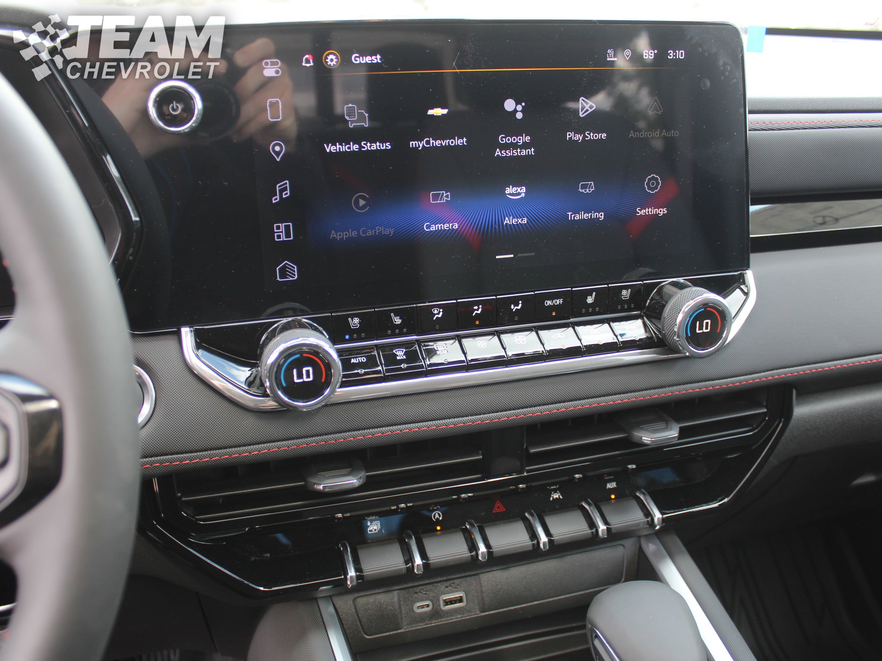 2025 Chevrolet Colorado Z71 photo 11