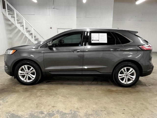 2019 Ford Edge SEL photo 4