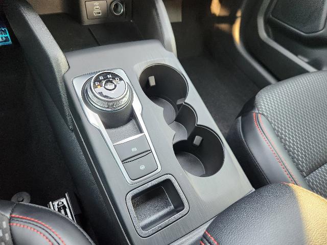 2024 Ford Escape ST-Line photo 17
