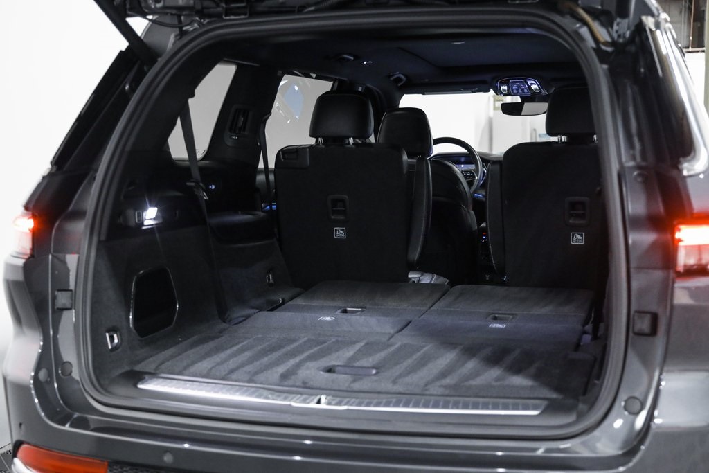 2022 Jeep Grand Cherokee Overland photo 41