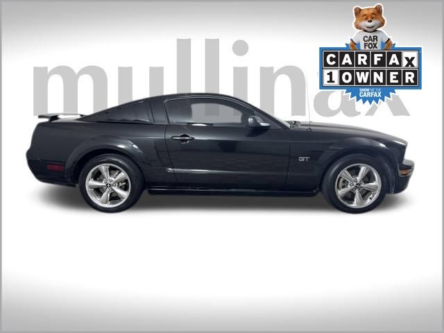 2006 Ford Mustang GT Premium photo 2