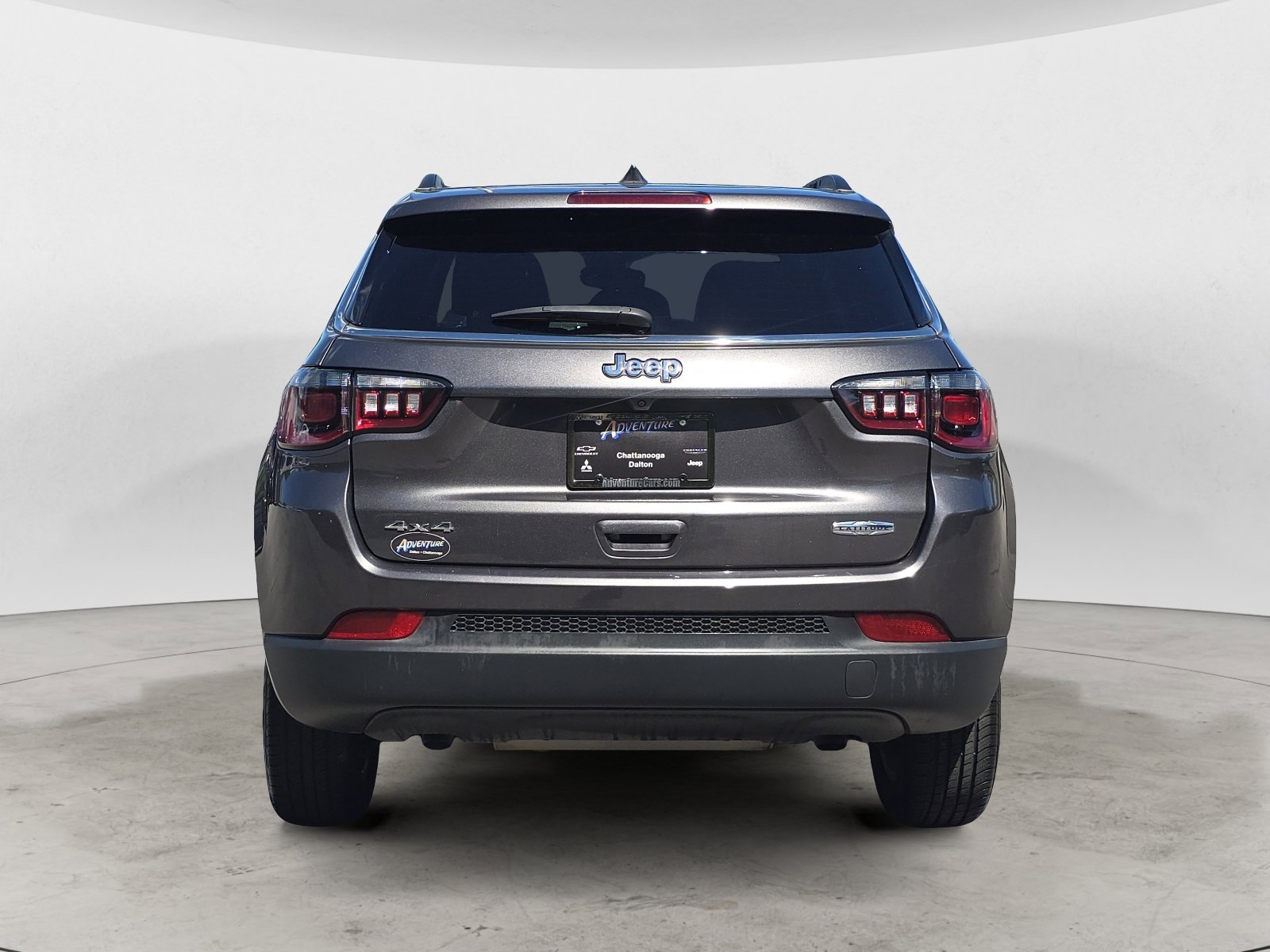 2024 Jeep Compass Latitude photo 3