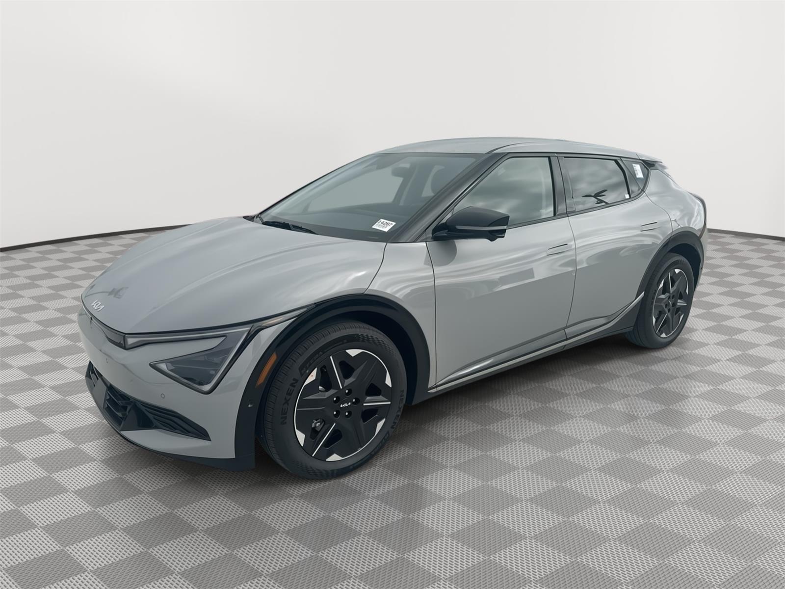 2025 Kia EV6 Wind's photo