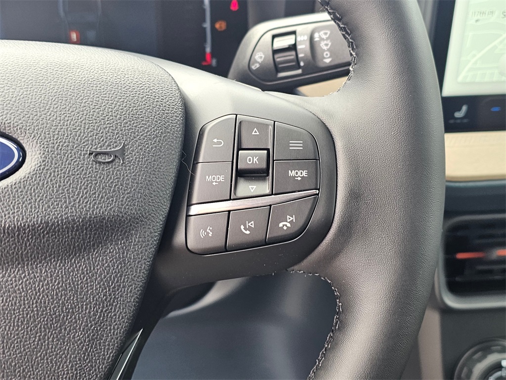 2025 Ford Maverick Lariat photo 25