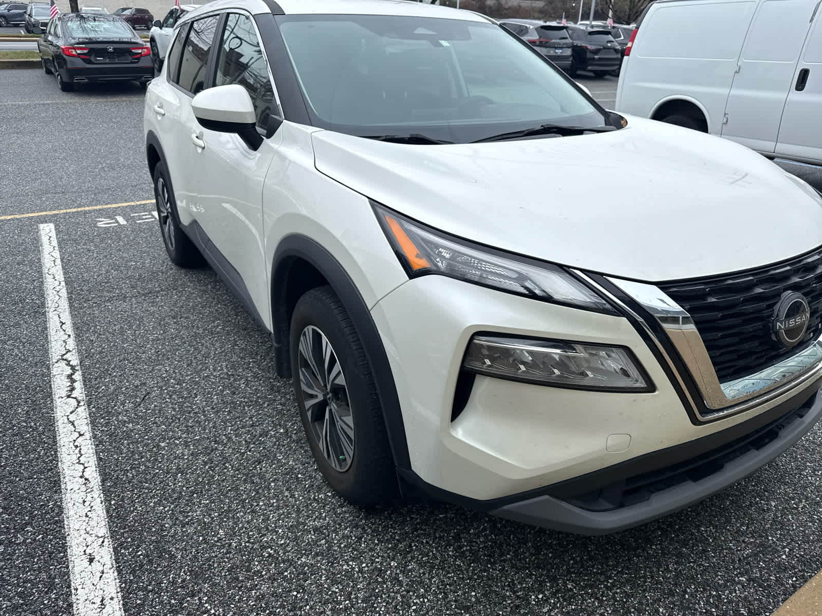 2023 Nissan Rogue SV AWD photo 2