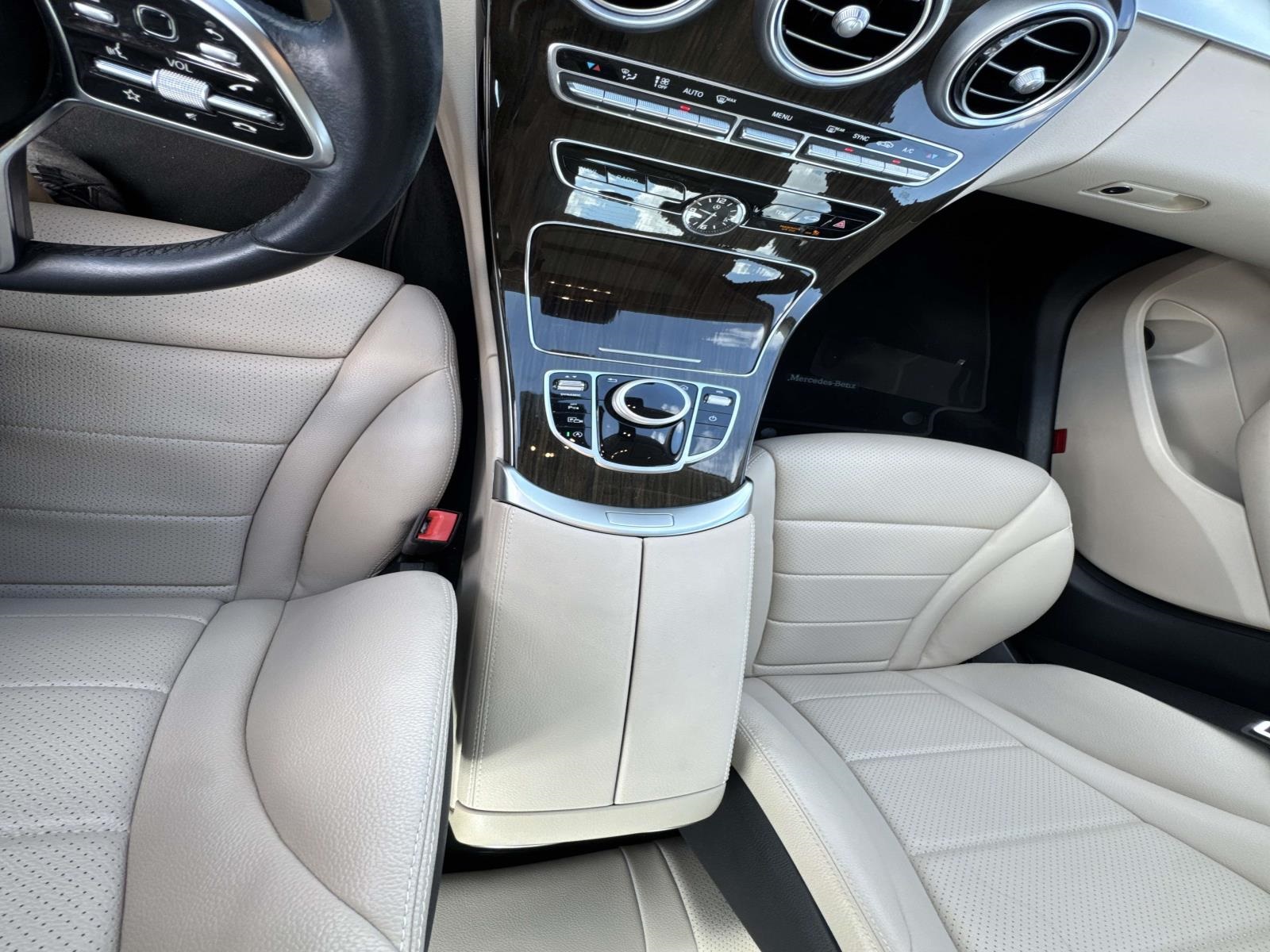 2021 Mercedes Benz C 300 photo 21