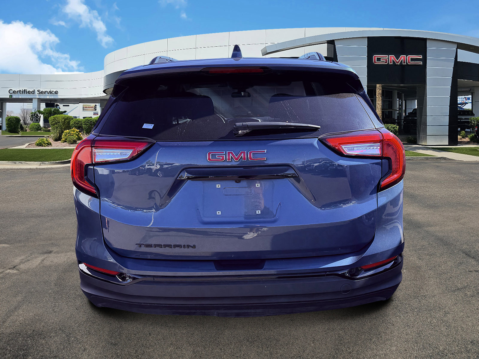 2024 Gmc Terrain SLE photo 2