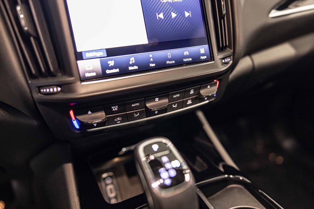 2021 MASERATI LEVANTE - Image 26