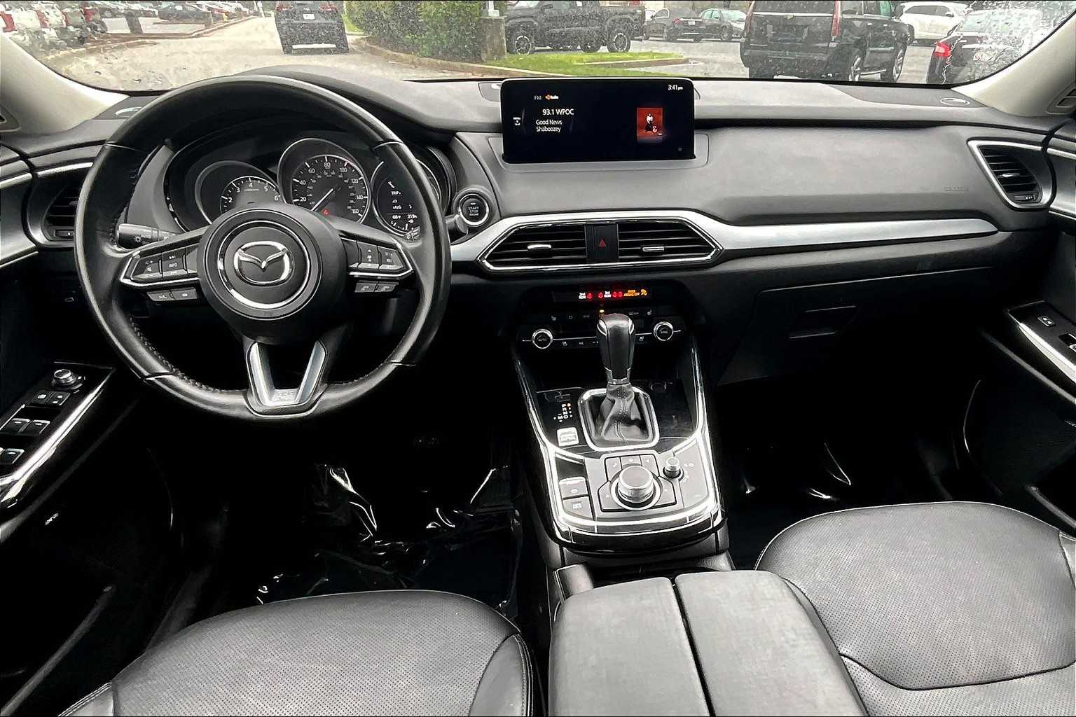 2022 Mazda CX-9 Touring photo 12