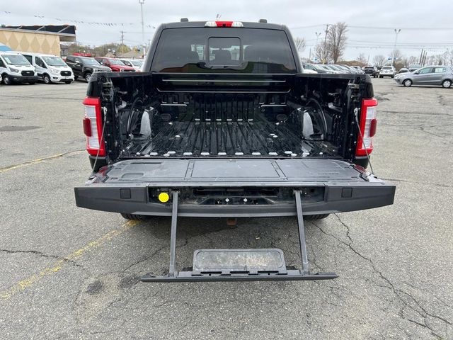 2023 Ford F-150 Platinum photo 5