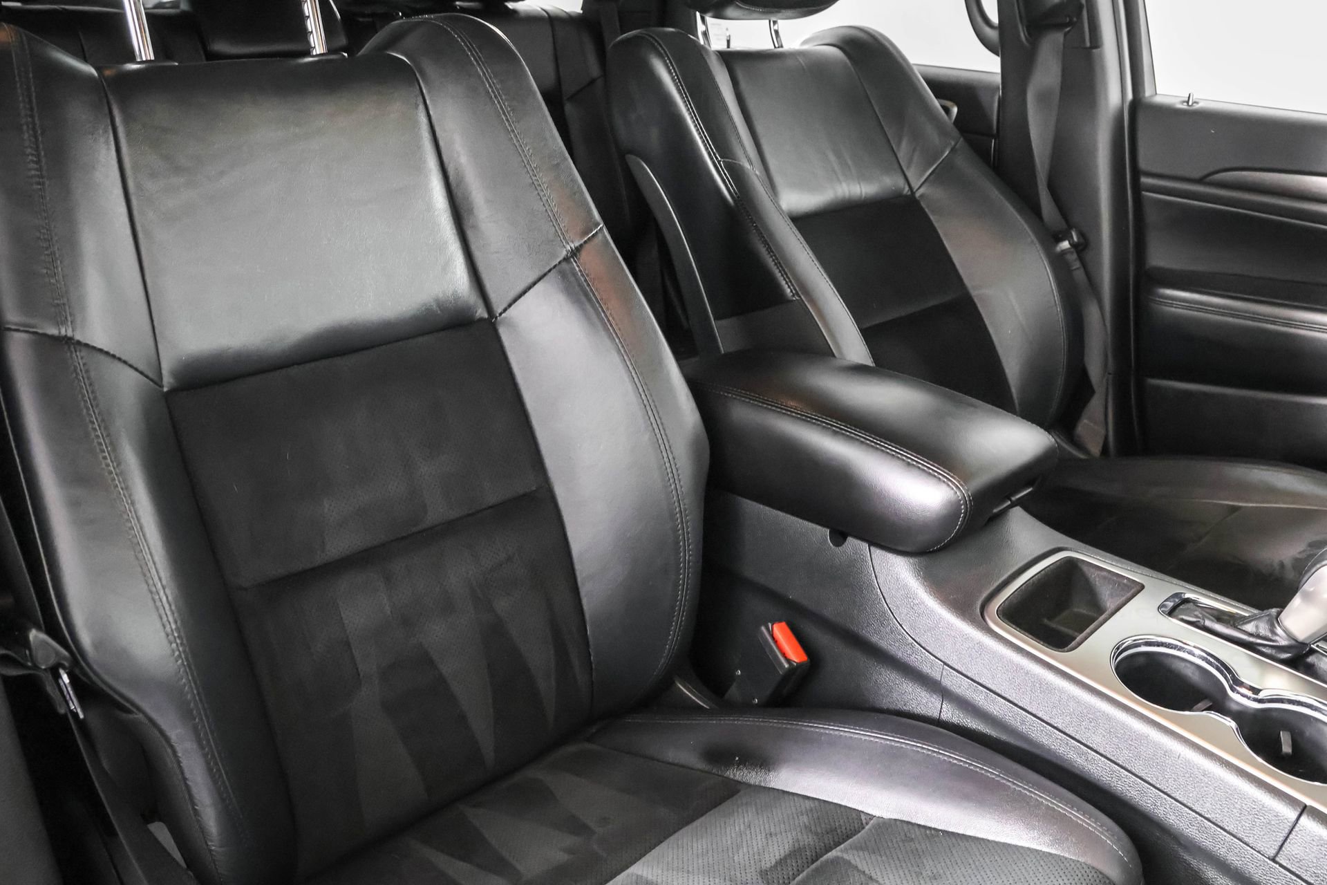 2017 Jeep Grand Cherokee Altitude photo 35
