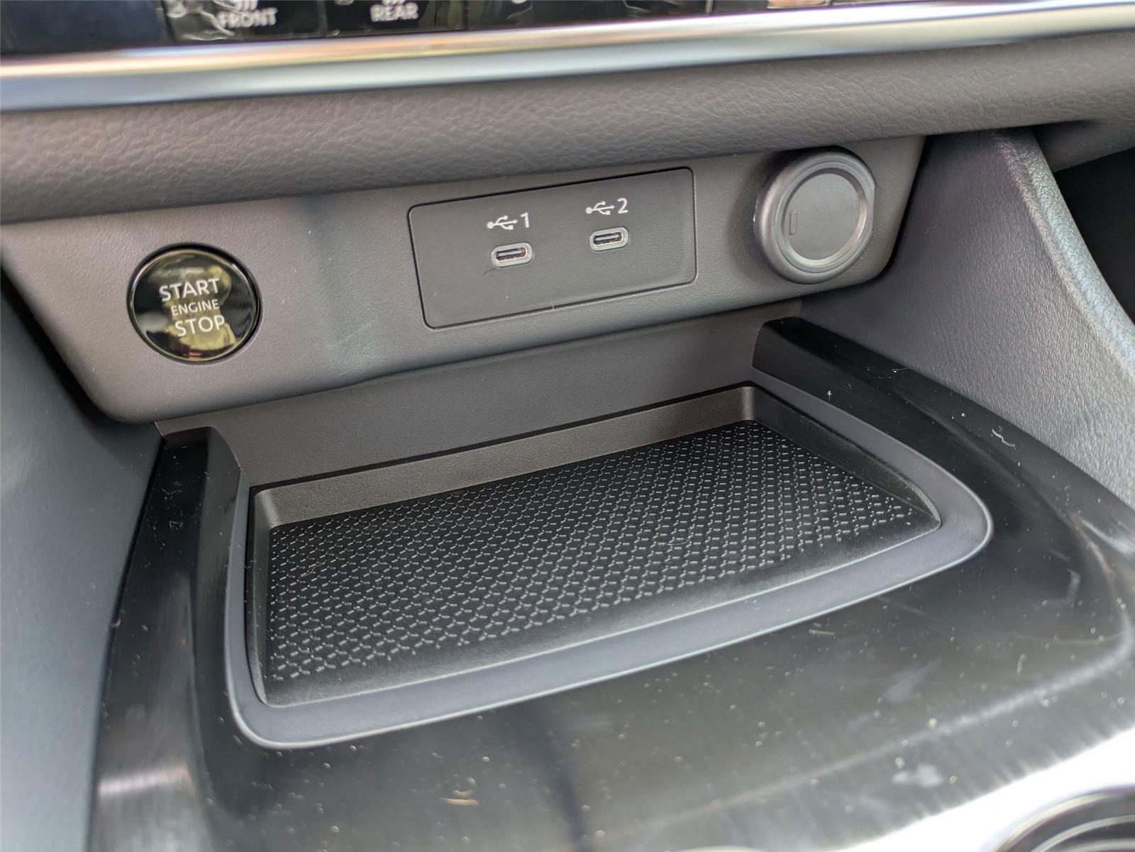 2026 Nissan Rogue SV photo 14