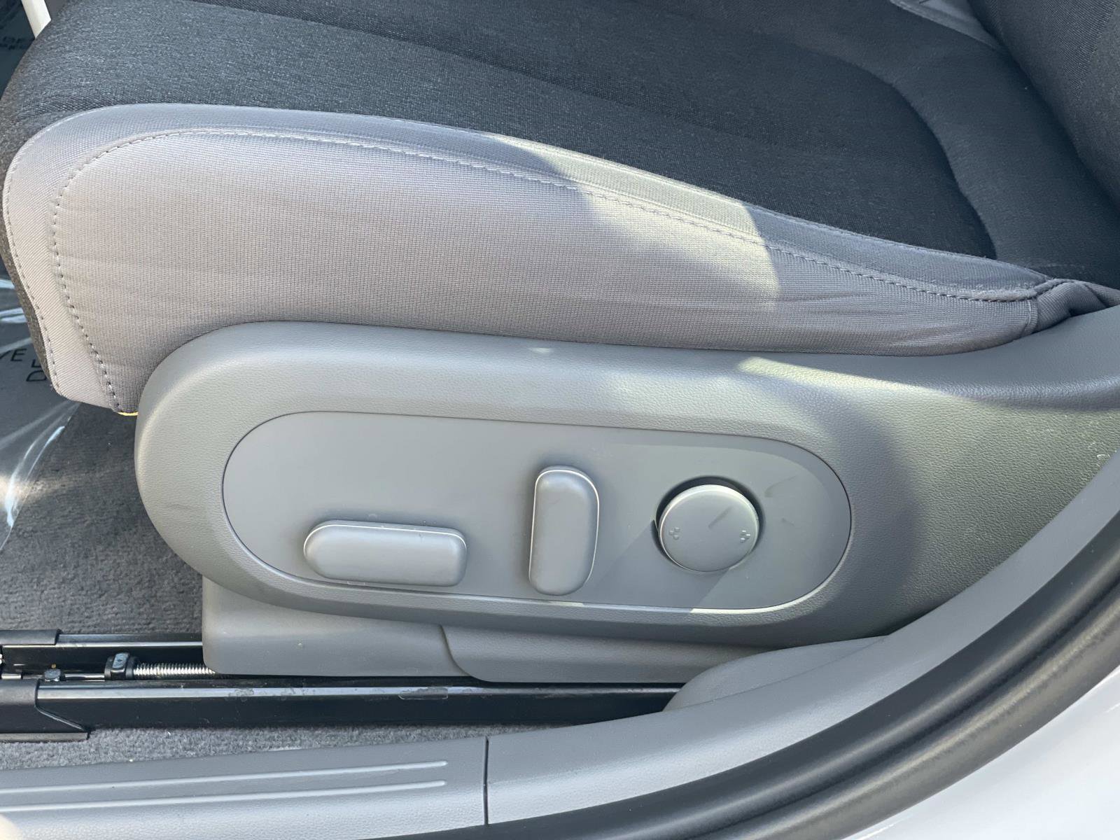 2023 Hyundai Ioniq 5 SE photo 15