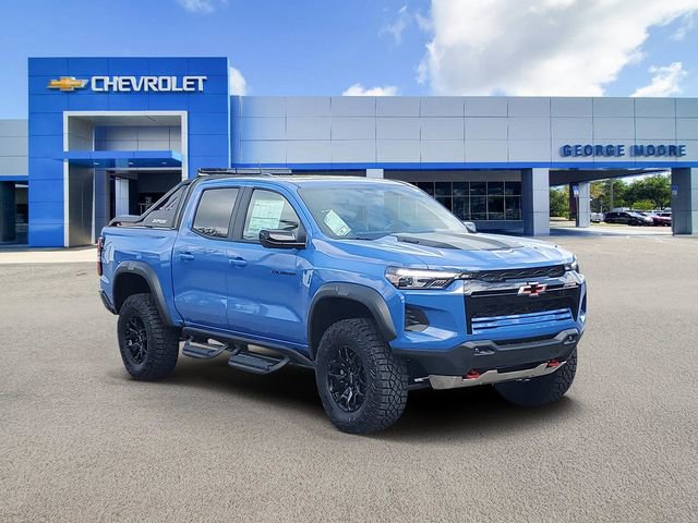 2025 Chevrolet Colorado ZR2's photo