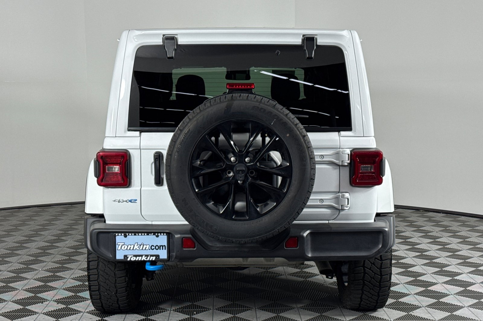 2024 Jeep Wrangler Sahara 4xe photo 5