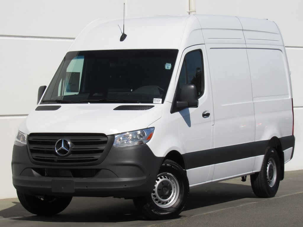 2025 Mercedes-Benz Sprinter Cargo Van Base's photo