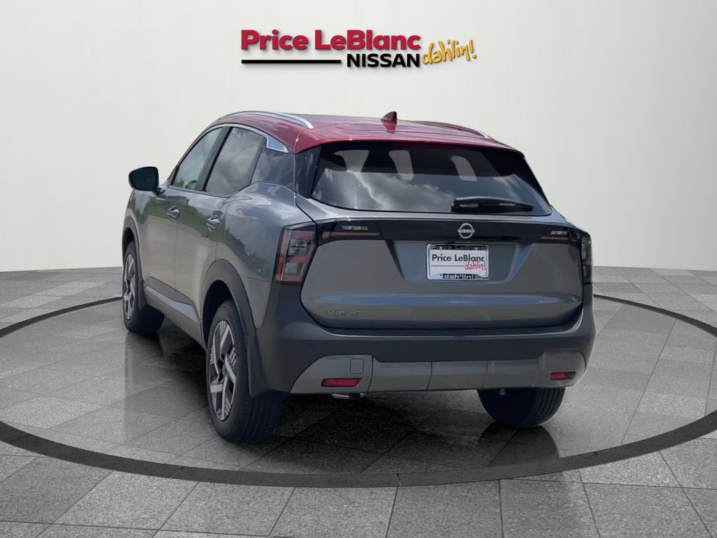 2025 Nissan Kicks SV photo 6