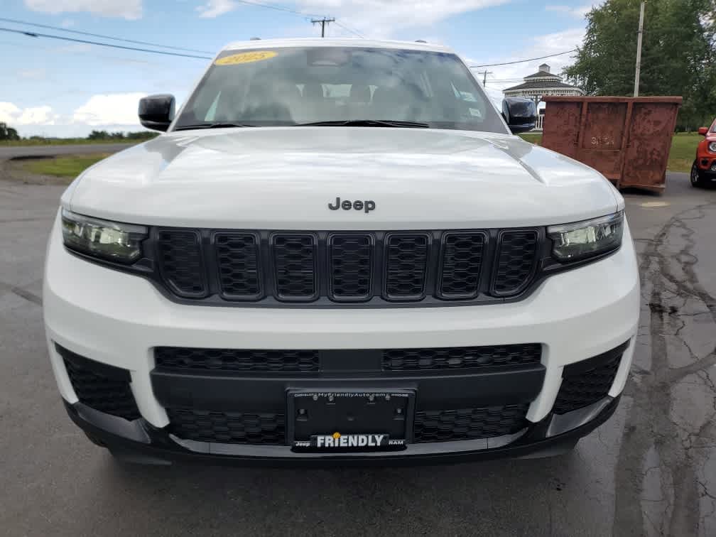 2025 Jeep Grand Cherokee Altitude X photo 8