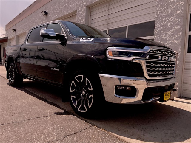 2025 Ram 1500 Limited photo 2