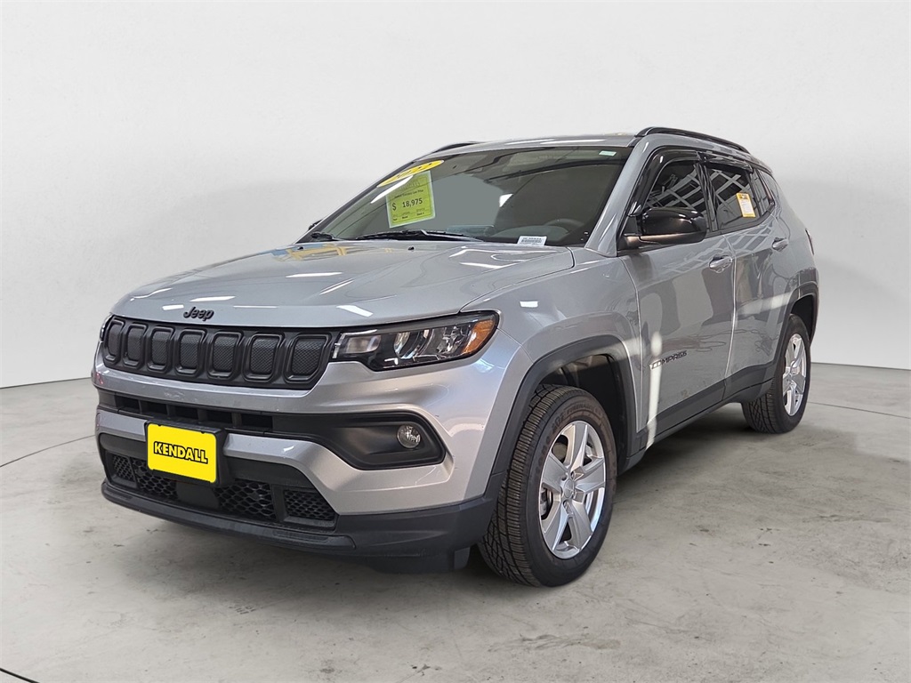 2022 Jeep Compass Latitude's photo