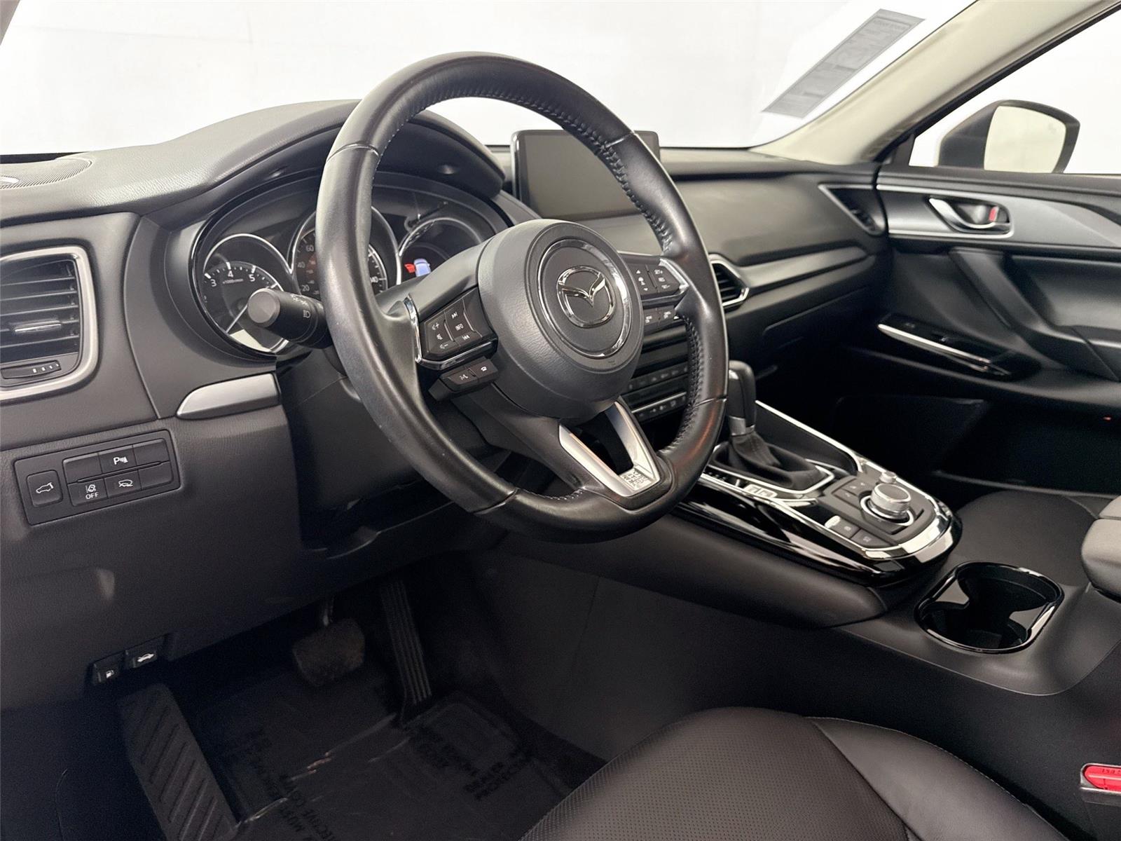 2022 Mazda CX-9 Touring photo 11