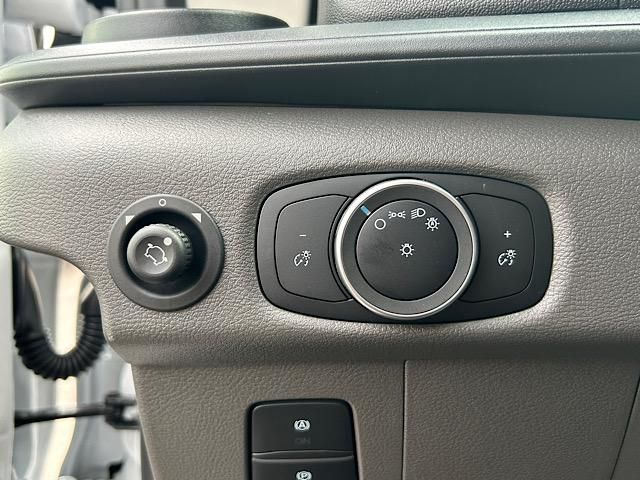 2025 Ford Transit photo 22