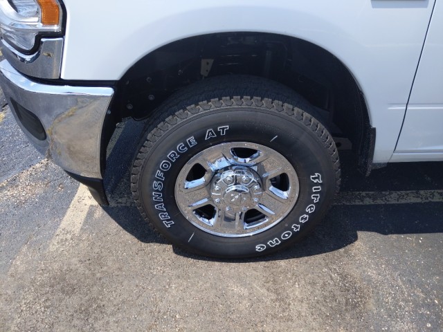 2023 Ram 3500 Tradesman photo 6