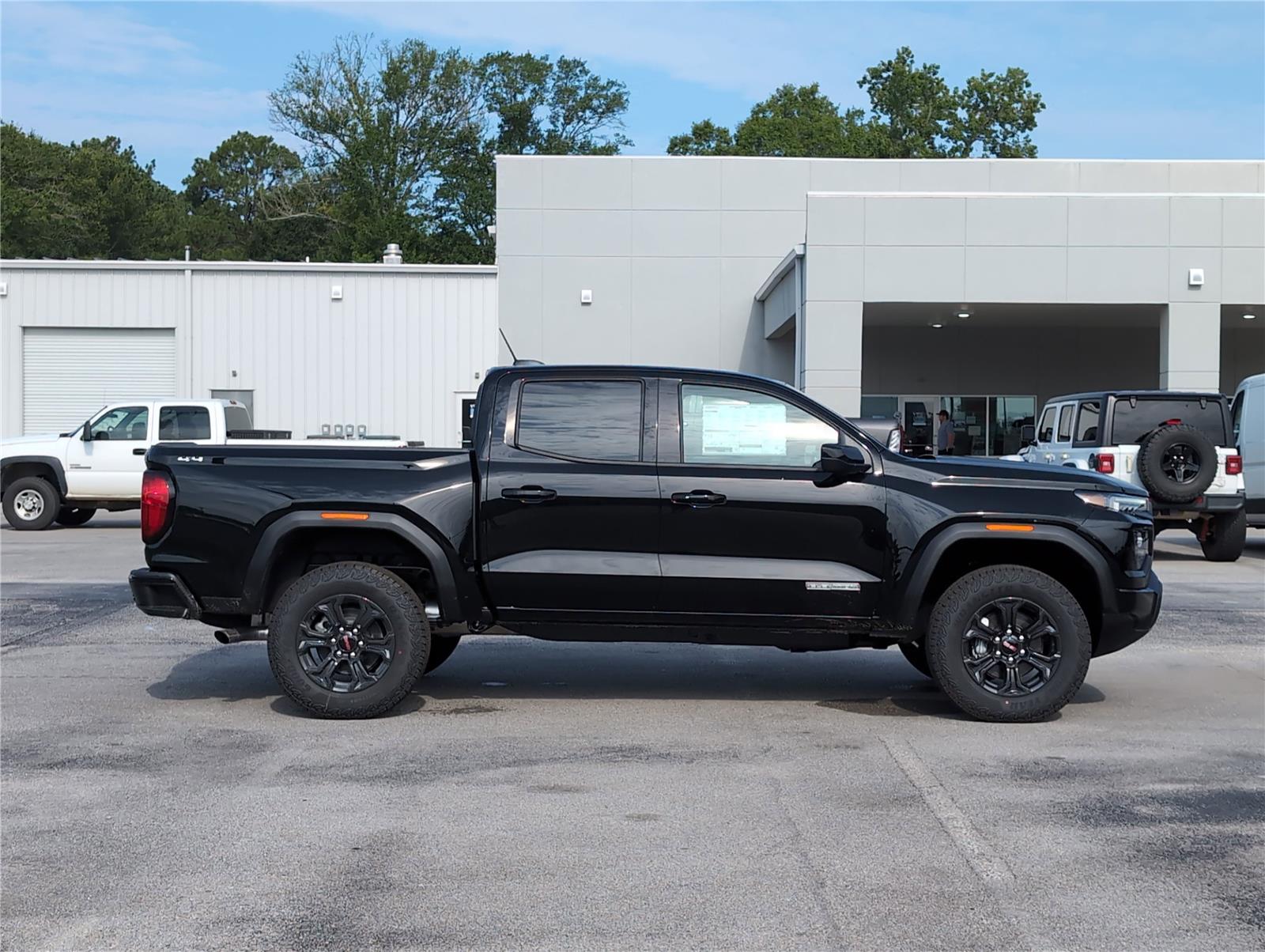 2025 Gmc Canyon Elevation photo 2