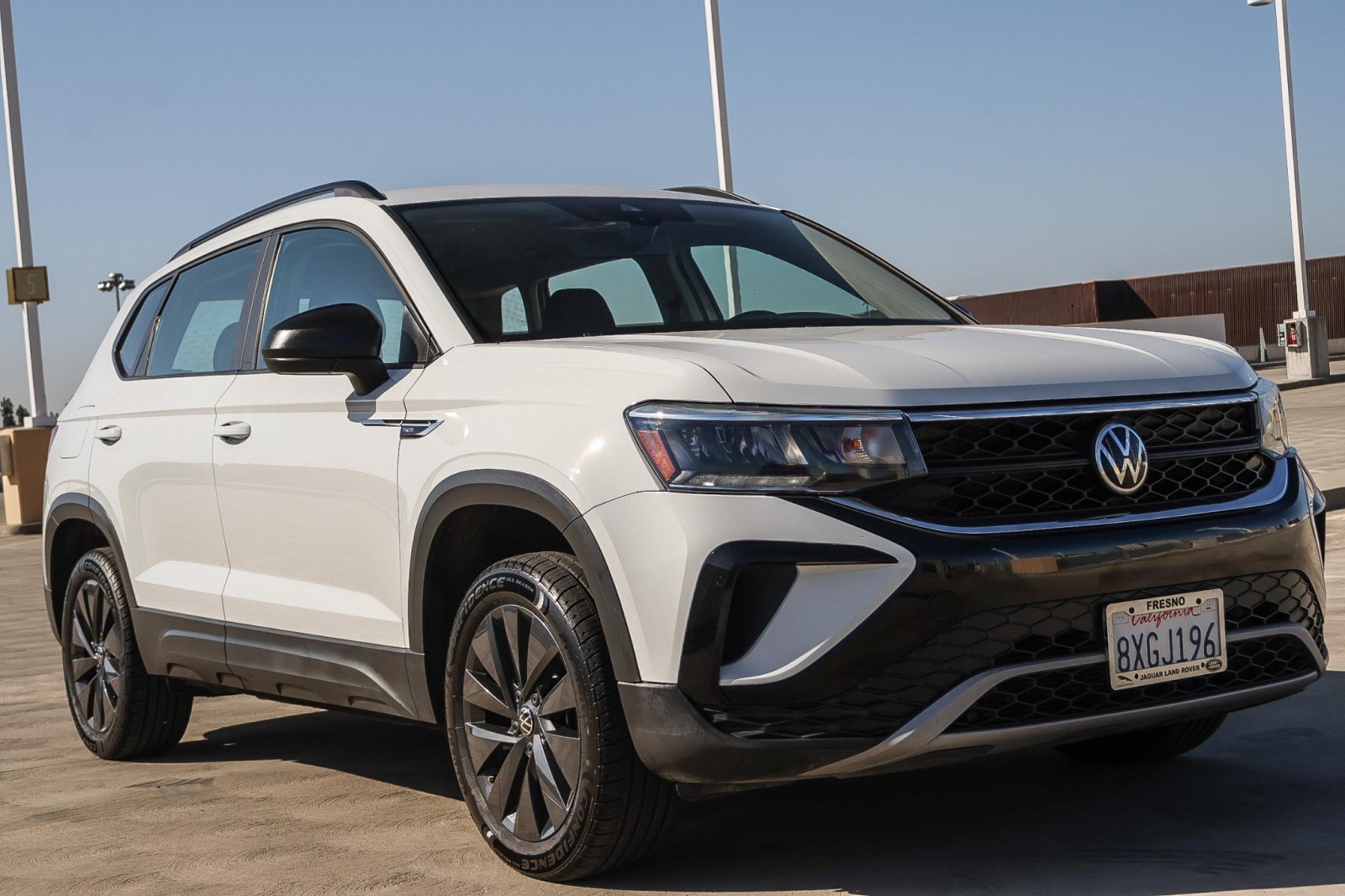 2022 Volkswagen Taos S photo 3