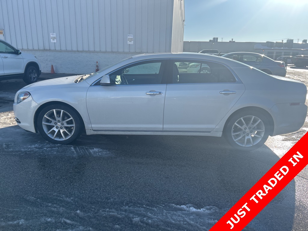 2010 Chevrolet Malibu LTZ's photo