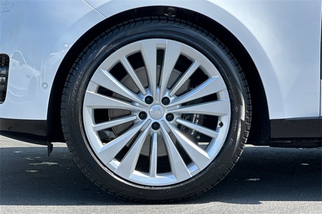 2024 Land Rover Range Rover SE photo 22
