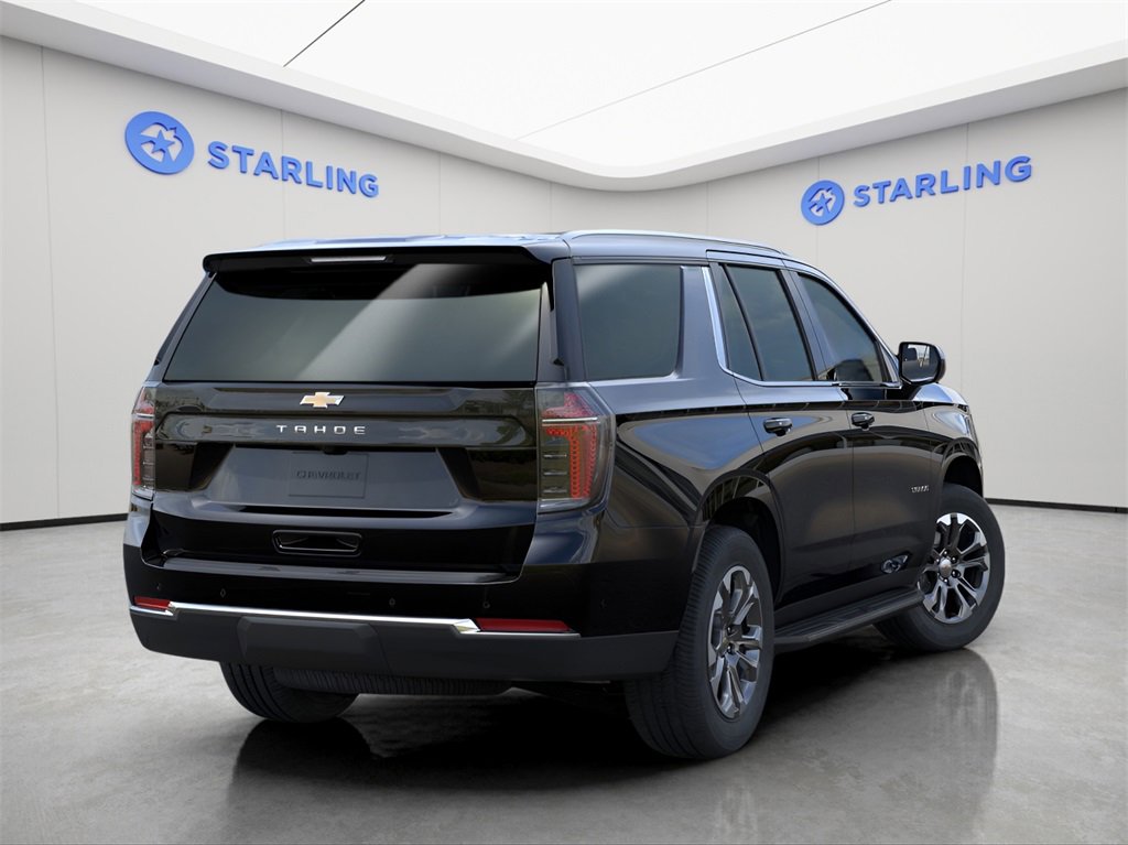 2025 Chevrolet Tahoe LS photo 2